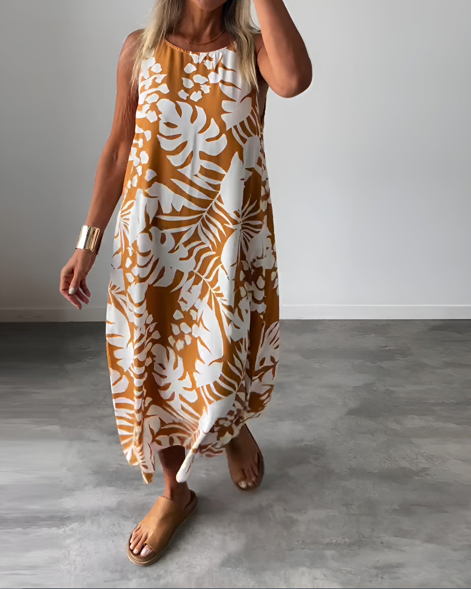 Liora – Summer Dress with Tropical Pattern