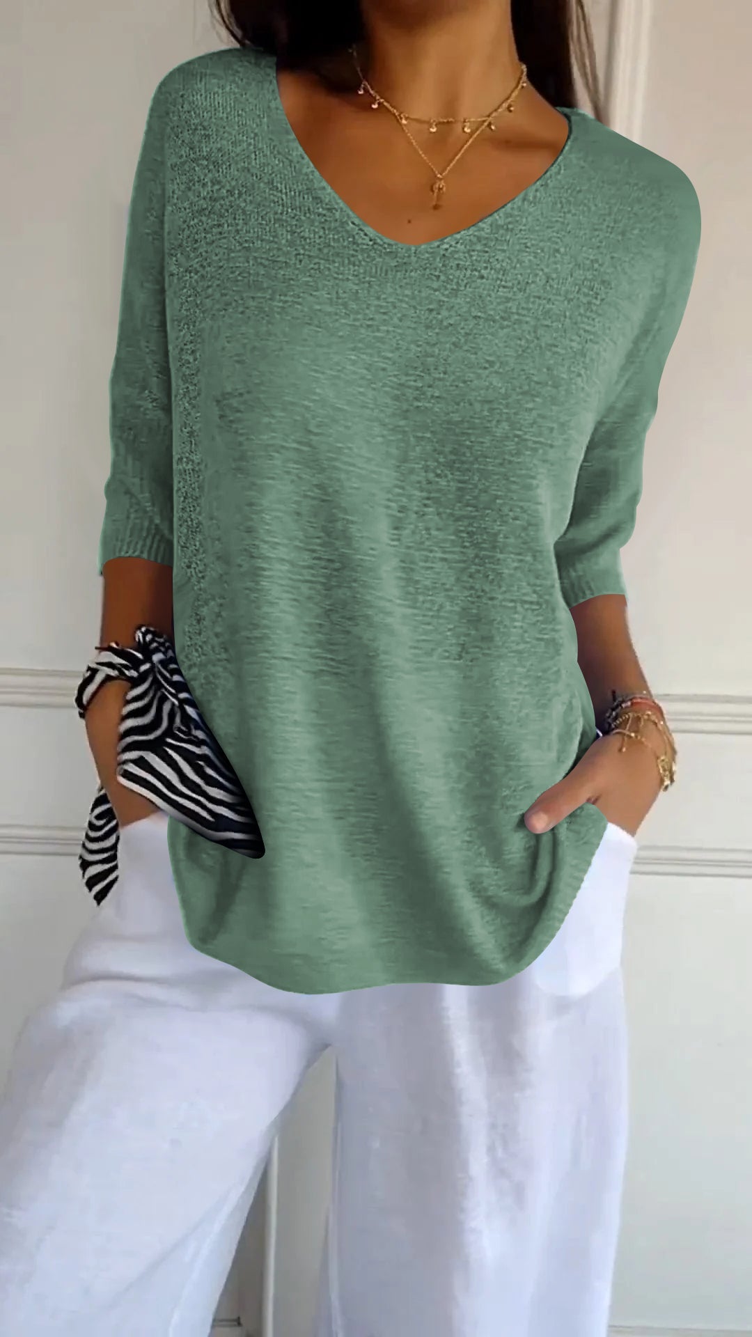 Anna - Knitted V-Neck T-Shirt