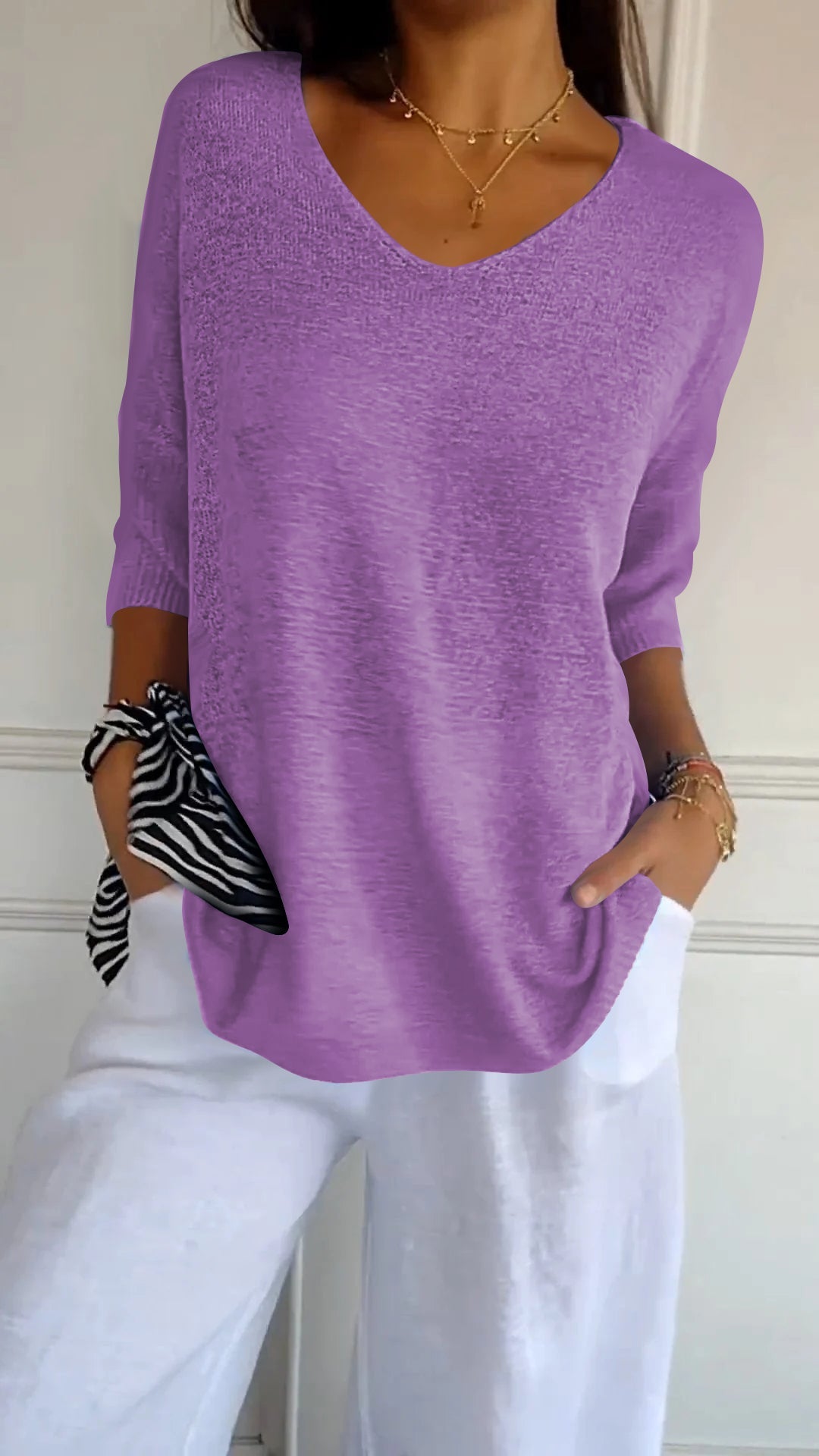 Anna - Knitted V-Neck T-Shirt