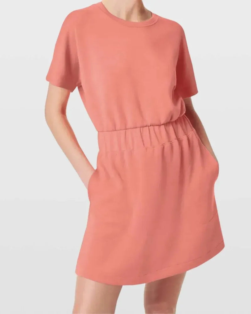 MANAIA - STYLISH AND COMFORTABLE DRESS