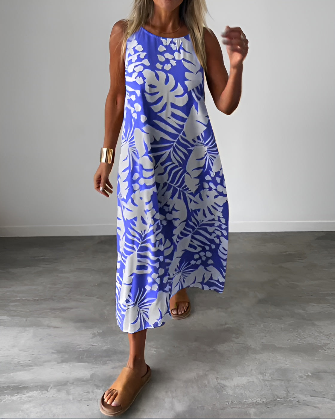 Liora – Summer Dress with Tropical Pattern