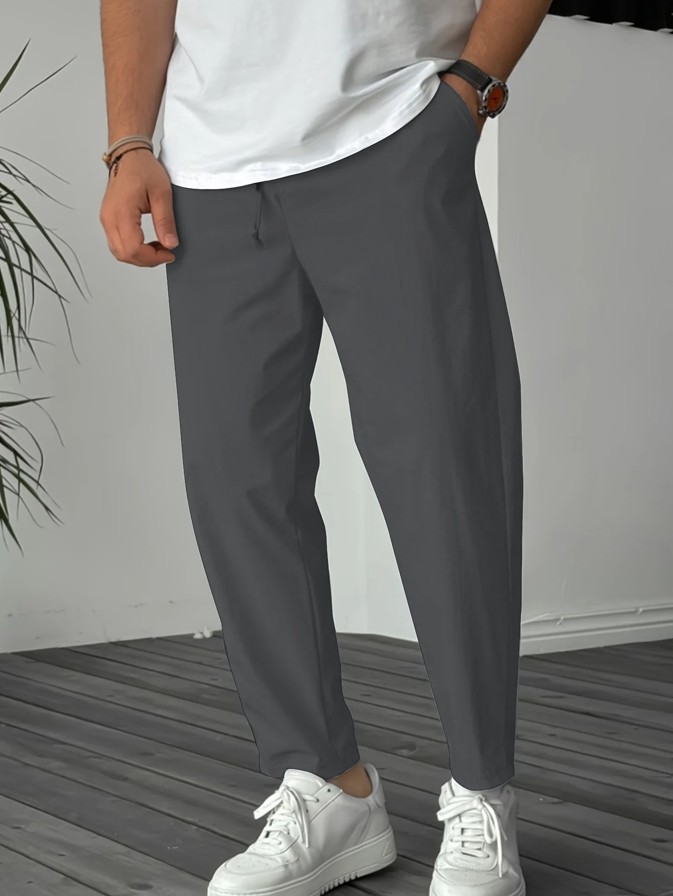 Essential tapered trousers with drawstring
