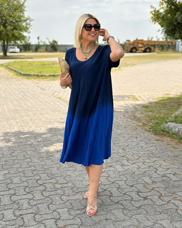 Liora™ – Lightweight dress with soft colour transitions