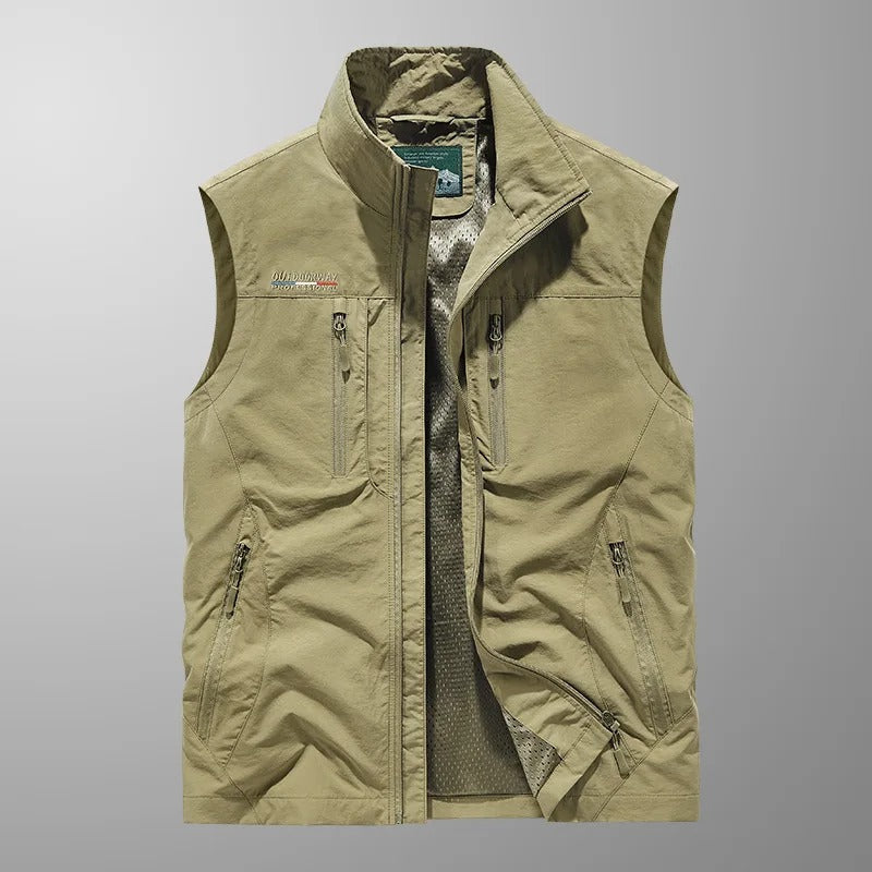 Hermann™ - Airy cargo sleeveless jacket with multiple pockets