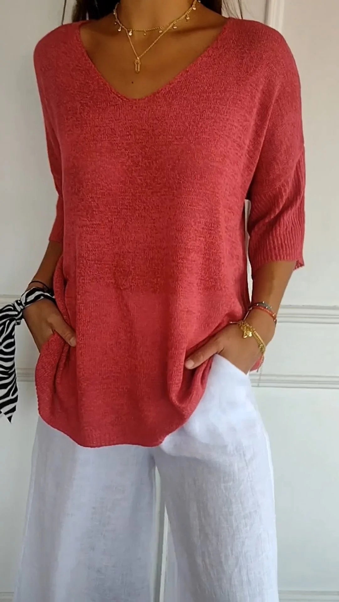 Anna - Knitted V-Neck T-Shirt