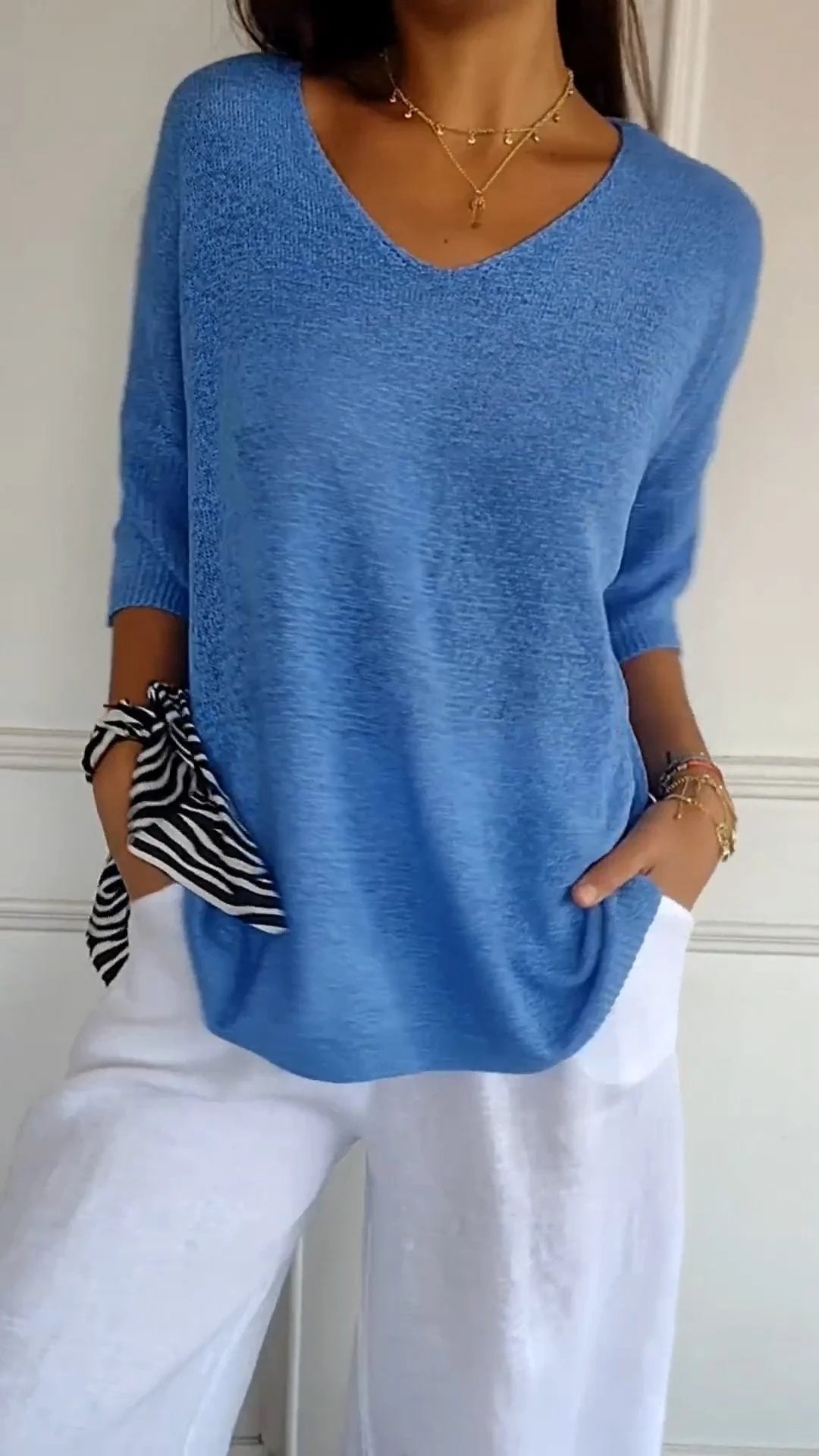 Anna - Knitted V-Neck T-Shirt