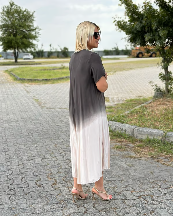 Liora™ – Lightweight dress with soft colour transitions