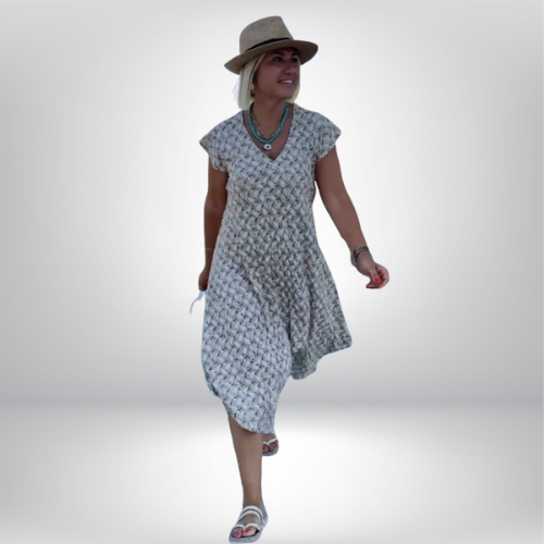 Leonie – V-neck Dress with Relaxed Silhouette