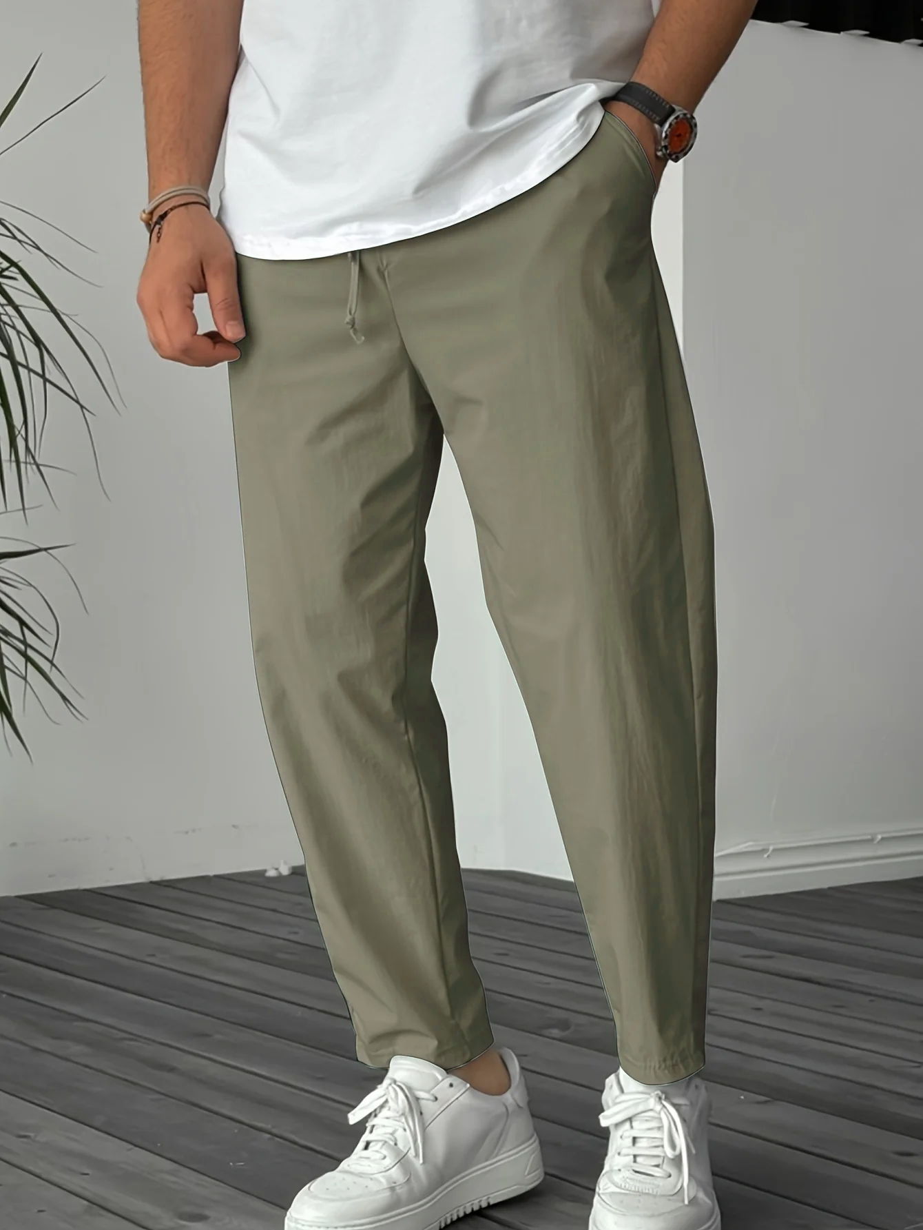 Essential tapered trousers with drawstring